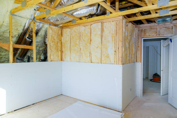 Best Types of Insulation in Madison Center, CT